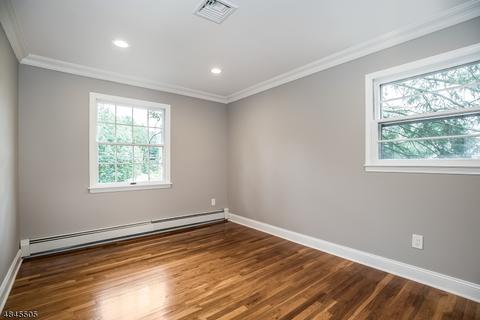 21 Almroth Dr, Wayne, NJ 07470 photo 13