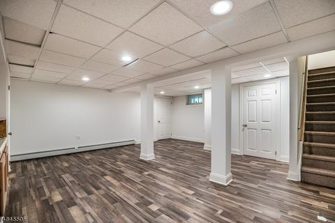 21 Almroth Dr, Wayne, NJ 07470 photo 22