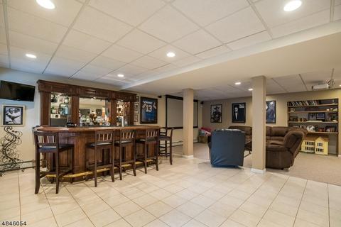 22 Danielle Dr, Wayne, NJ 07470 photo 23