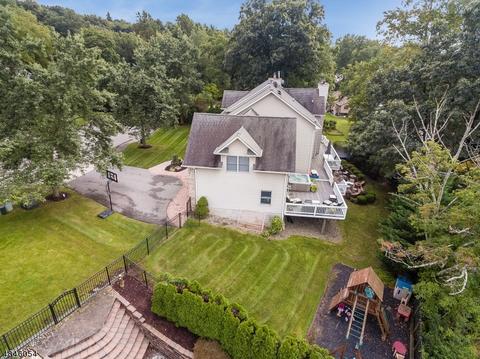 22 Danielle Dr, Wayne, NJ 07470 photo 6