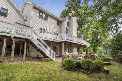 22 Danielle Dr, Wayne, NJ 07470 photo 4