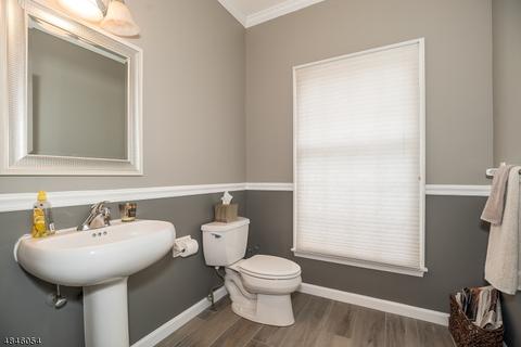 22 Danielle Dr, Wayne, NJ 07470 photo 15