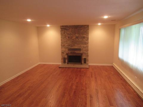 110 Colfax Rd, Wayne, NJ 07470 photo 4