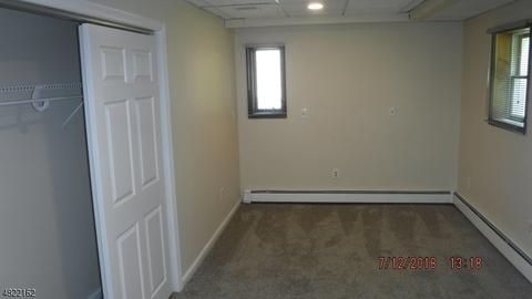110 Colfax Rd, Wayne, NJ 07470 photo 11
