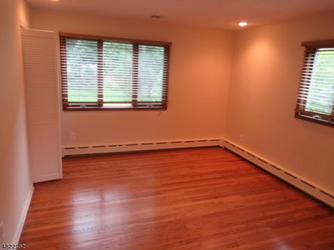 110 Colfax Rd, Wayne, NJ 07470 photo 6