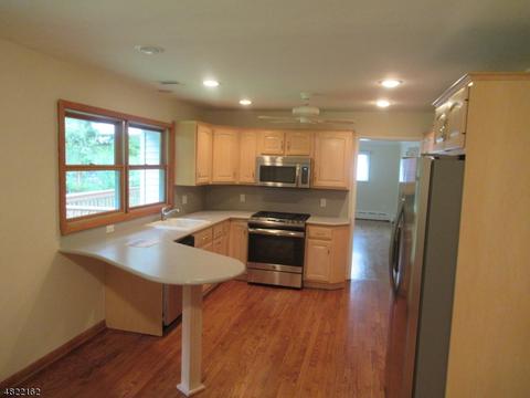 110 Colfax Rd, Wayne, NJ 07470 photo 8