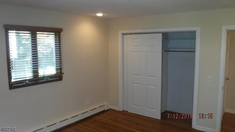 110 Colfax Rd, Wayne, NJ 07470 photo 10