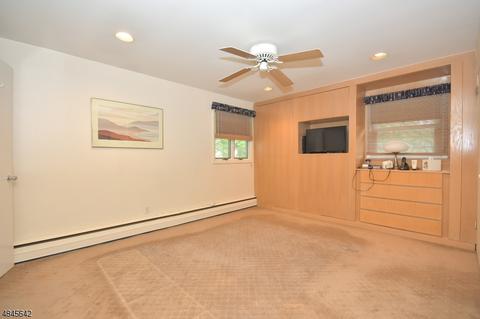 38 Rillo Dr, Wayne, NJ 07470 photo 16