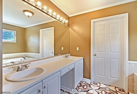 11 Stapleton Ct, Bridgewater, NJ 08807 photo 21