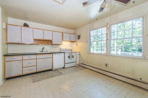 34 Marlo Rd, Wayne, NJ 07470 photo 7