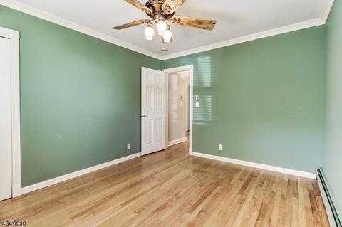 95 Jackson Ave, Wayne, NJ 07470 photo 9