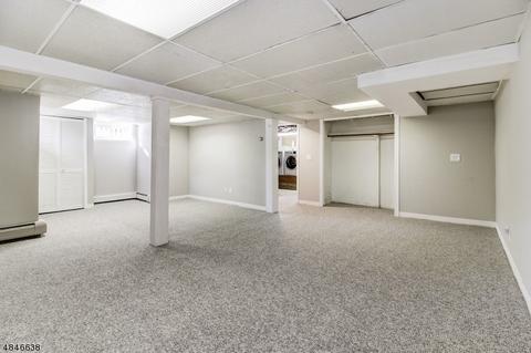 95 Jackson Ave, Wayne, NJ 07470 photo 16