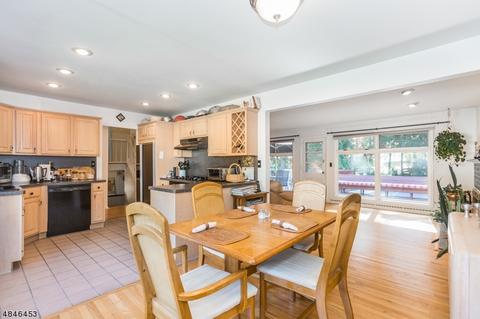 14 Linden Ln, Wayne, NJ 07470 photo 10