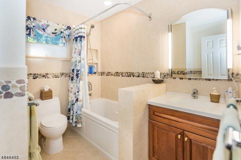 14 Linden Ln, Wayne, NJ 07470 photo 21
