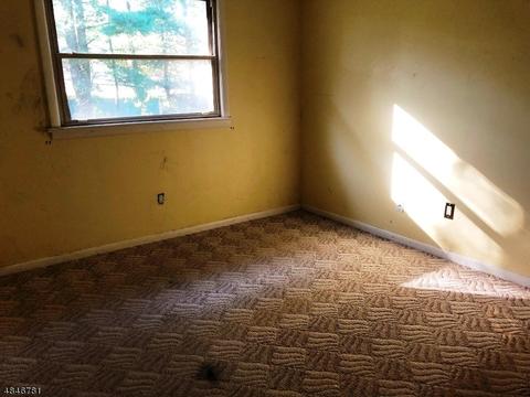 159 Brooklyn Rd, Stanhope, NJ 07874 photo 4