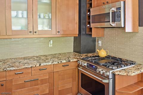 573 Plainfield Ave, Berkeley Heights, NJ 07922 photo 6