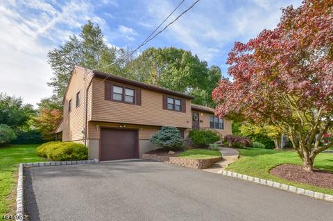 27 Andover Dr, Wayne, NJ 07470 photo 25