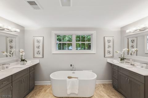 10 Larson Ln, Warren, NJ 07059 photo 19