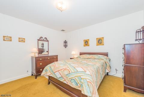 53 Post St, Haledon, NJ 07508 photo 10