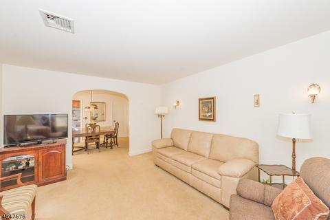 53 Post St, Haledon, NJ 07508 photo 3
