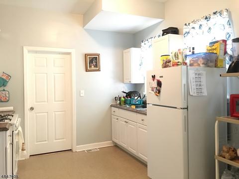 924 W 5th St, Plainfield, NJ 07060 photo 4