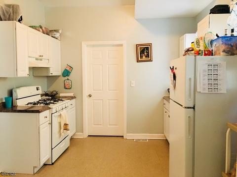 924 W 5th St, Plainfield, NJ 07060 photo 3