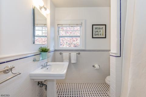 152 Christopher St, Montclair, NJ 07042 photo 15