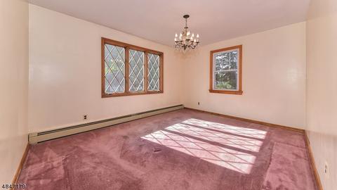 16 Chandler Dr, Wayne, NJ 07470 photo 5