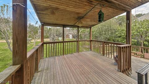 16 Chandler Dr, Wayne, NJ 07470 photo 19