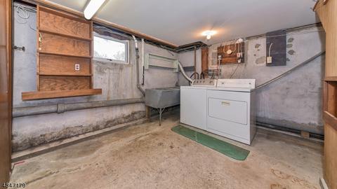 16 Chandler Dr, Wayne, NJ 07470 photo 18