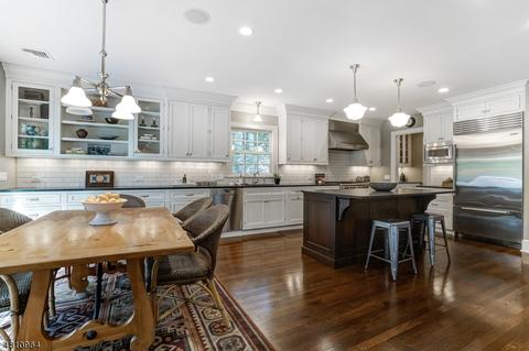 46 Elm St, Millburn, NJ 07041 photo 7