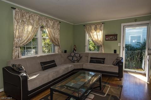 20 Adams Ave, Dover, NJ 07801 photo 4