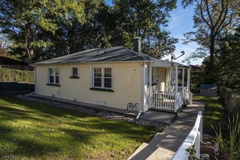 20 Adams Ave, Dover, NJ 07801 photo 1