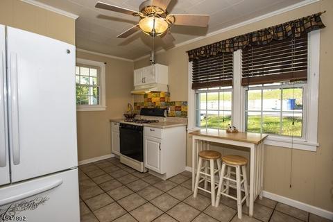 20 Adams Ave, Dover, NJ 07801 photo 6