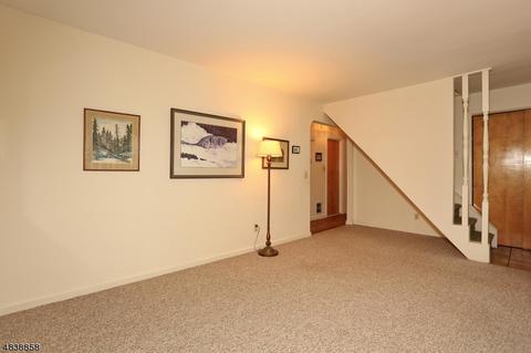 156 Spring Ln, Paramus, NJ 07652 photo 3