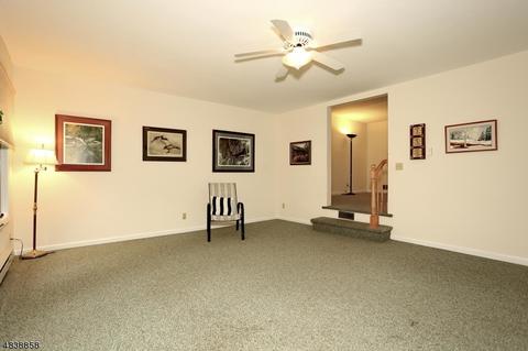 156 Spring Ln, Paramus, NJ 07652 photo 13