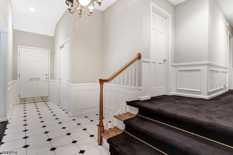 25 Highlands Ave, Springfield, NJ 07081 photo 3