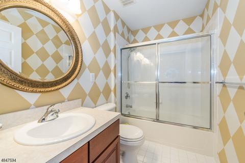 15 Saunders Ln, Hackettstown, NJ 07840 photo 19