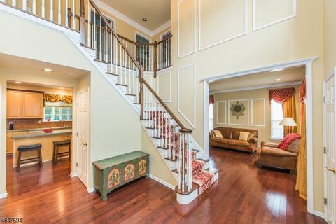 15 Saunders Ln, Hackettstown, NJ 07840 photo 2