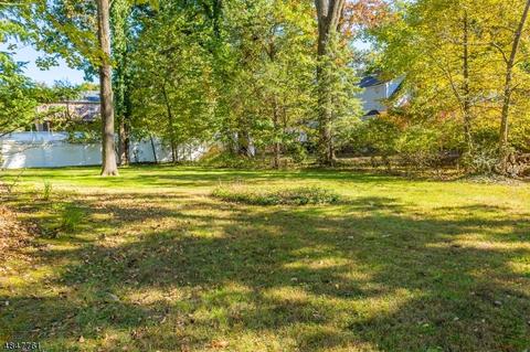 21 Summit Dr, Wayne, NJ 07470 photo 23
