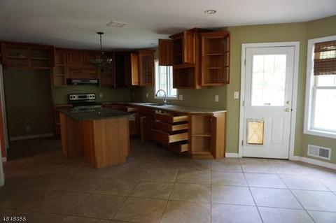 72 Mountain Rd, Alpha, NJ 08865 photo 6