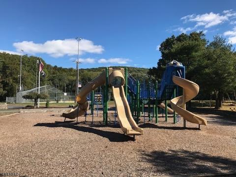 58 Carter Rd, Haskell, NJ 07420 photo 12