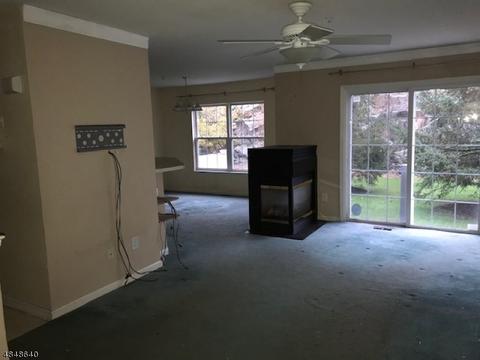 58 Carter Rd, Haskell, NJ 07420 photo 4