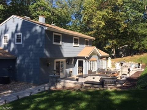 2 Crest Dr, Washington Twp., NJ 07853 photo 2