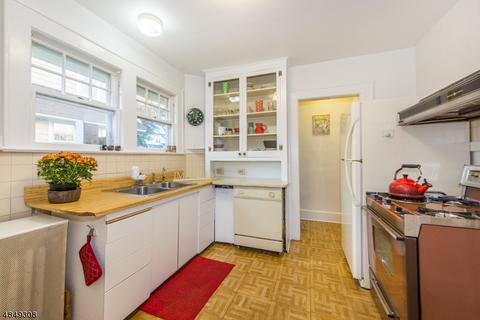 52 Carolin Rd, Montclair, NJ 07043 photo 6