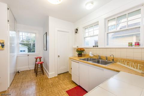52 Carolin Rd, Montclair, NJ 07043 photo 5