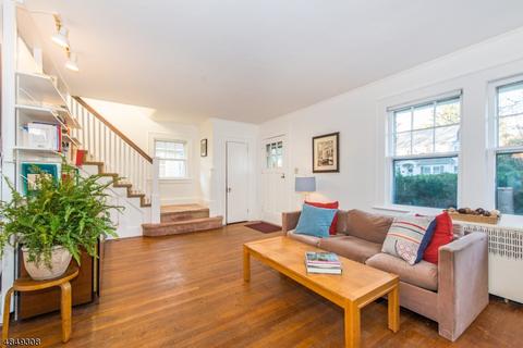 52 Carolin Rd, Montclair, NJ 07043 photo 3