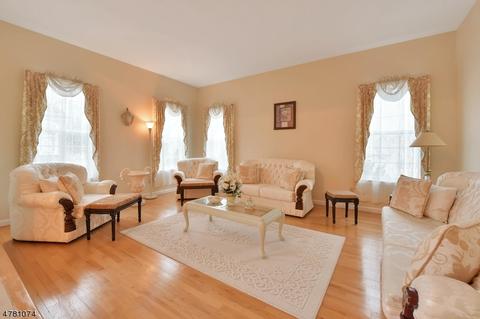 82 Patrick Ave, Emerson, NJ 07630 photo 4