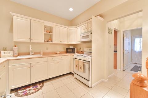 82 Patrick Ave, Emerson, NJ 07630 photo 14
