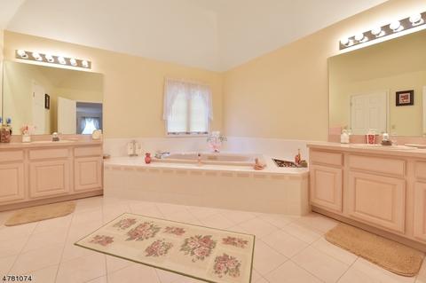 82 Patrick Ave, Emerson, NJ 07630 photo 16